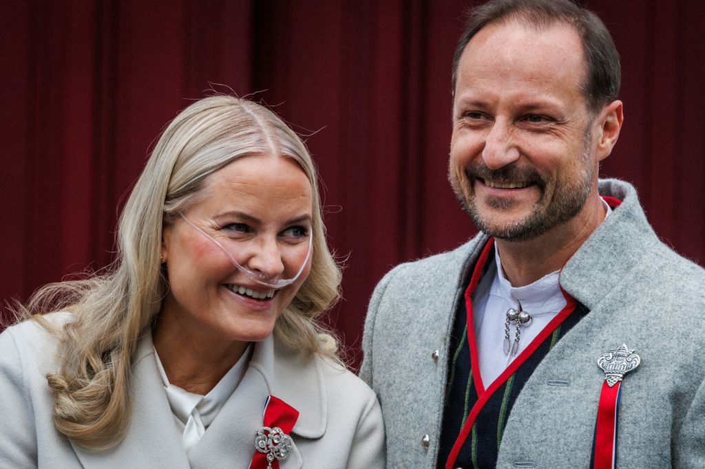 La princesa Mette-Marit y el príncipe Haakon de Noruega