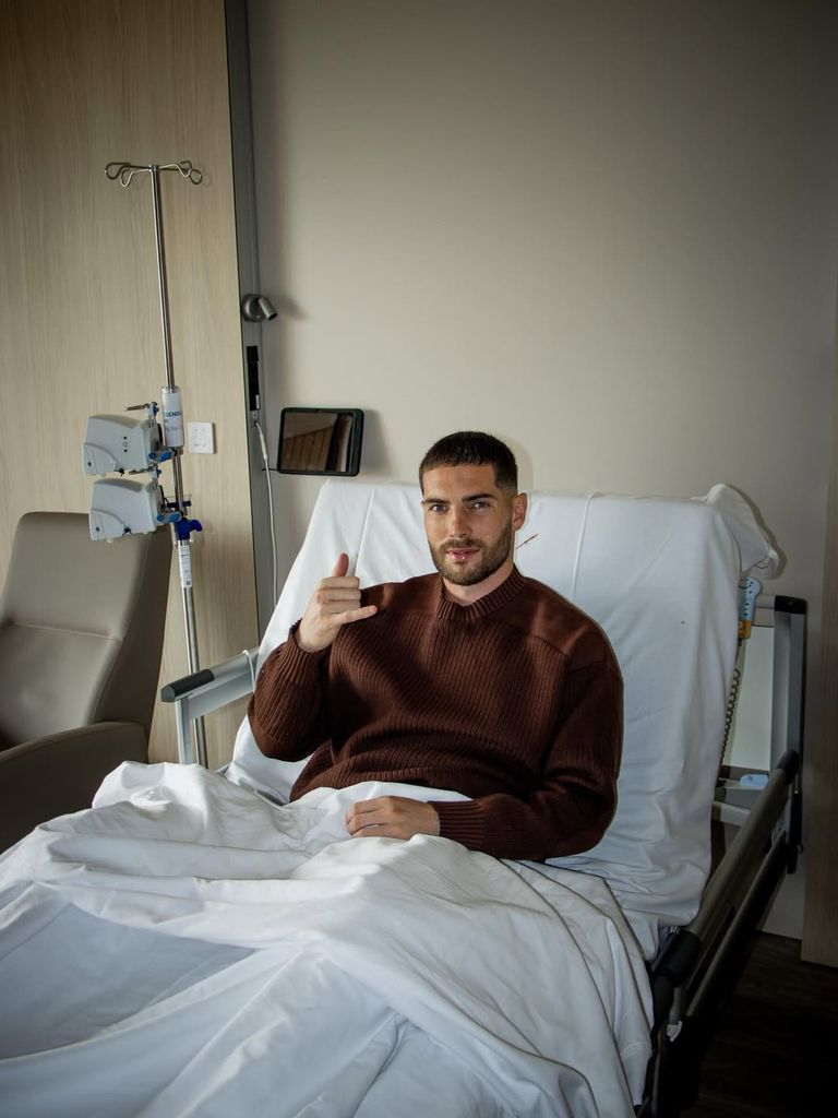 Luca Zidane en una fotografía luego de su operación, tras sufrir una fractura de mandíbula y mentón.