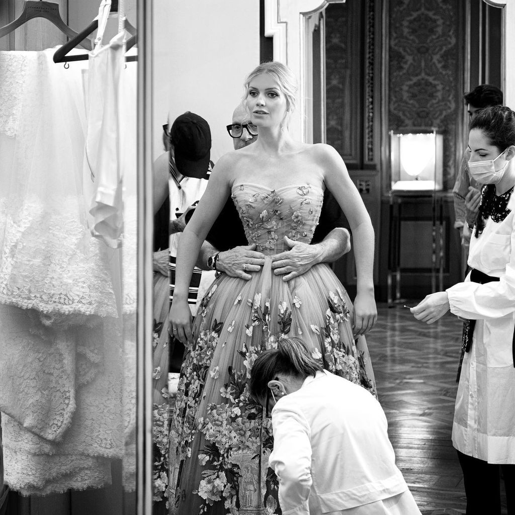 Preparativos de los vestidos de novia de Kitty Spencer