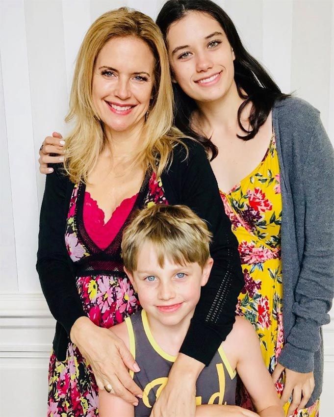 Kelly Preston con sus hijos Ella y Ben