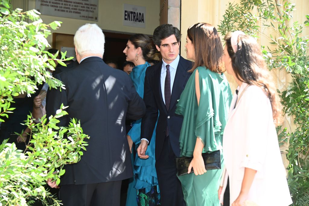 Fernando Fitz James Stuart y Sofía Palazuelo en la boda de Cayetano Martínez de Irujo y Barbara Mirjan en Sevilla