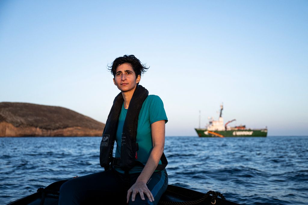 Alba Flores, con la expedición de Greenpeace en febrero de 2024
