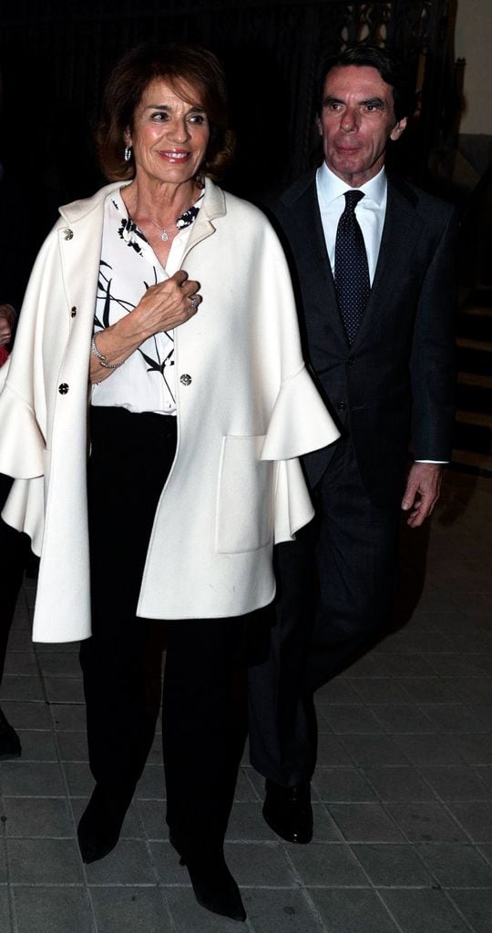 Ana Botella y José María Aznar, en la misa funeral de Paloma Urquijo y Eulate