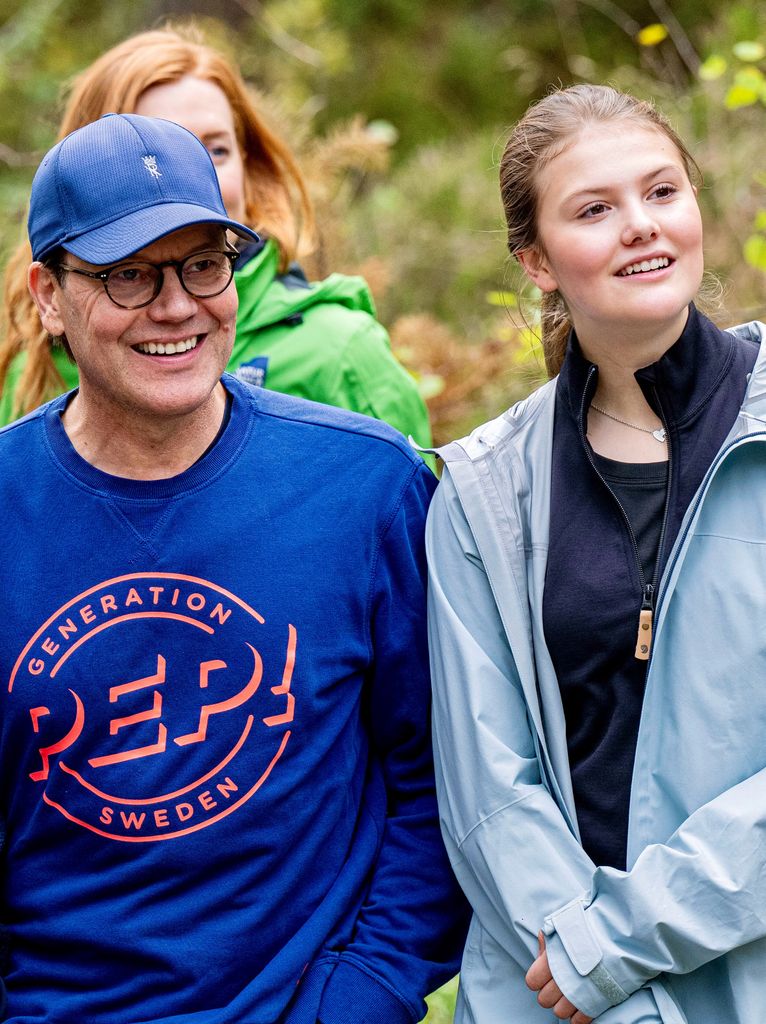 Estelle de Suecia junto a su padre, el príncipe Daniel