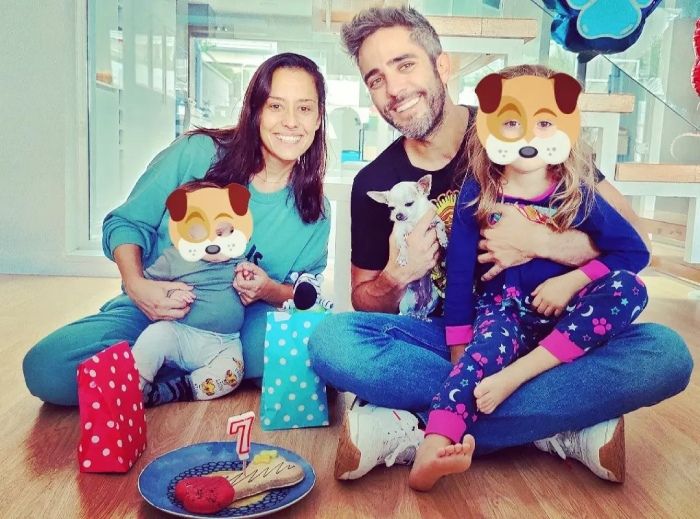 La felicidad de Roberto Leal con su familia, todo un padrazo de sus dos pequeños