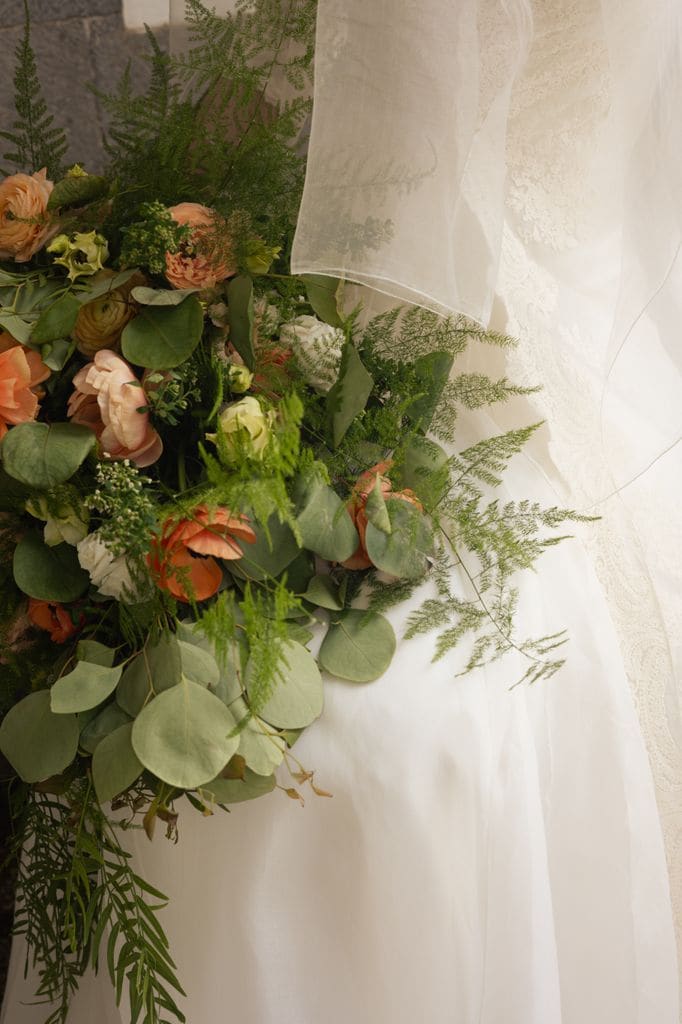 Ramo de novia naranja y verde