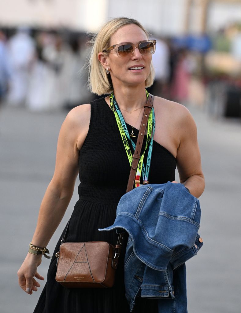 Zara Tindall, durante el Gran Premio de Fórmula 1 de Baréin celebrado en el Circuito Internacional de Baréin, el 13 de abril de 2025.