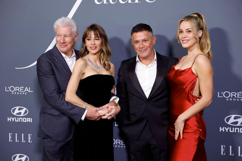 Richard y Alejandra Gere, con Alejandro Sanz y Candela Márquez