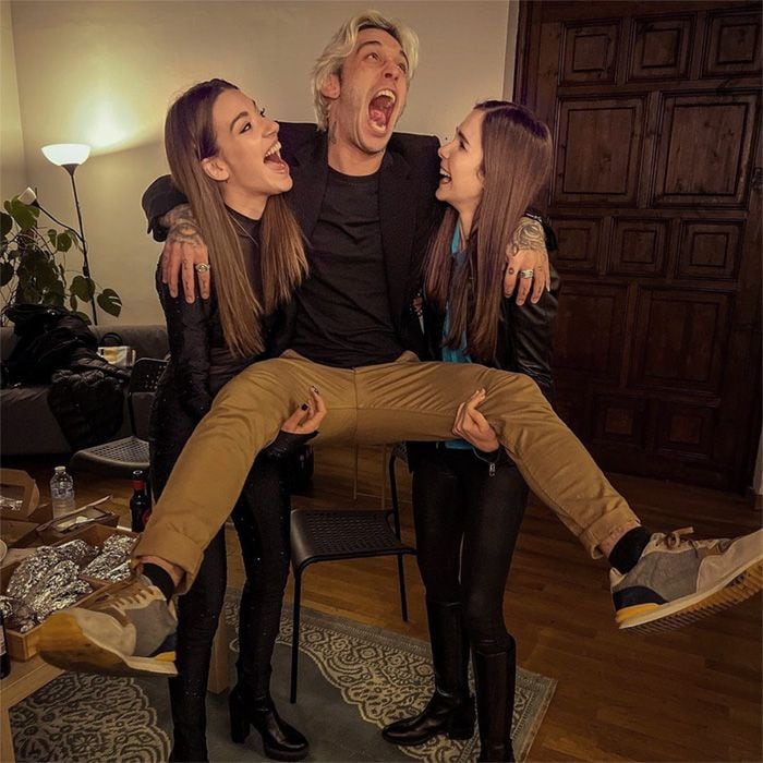 Natalia Sánchez con Victor Elías y Ana Guerra