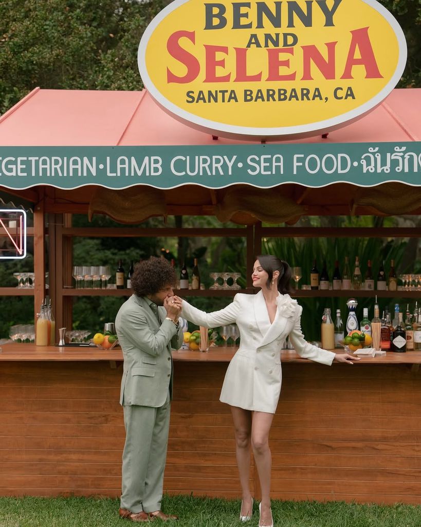 El cuarto vestido de novia de la boda de Selena Gómez y Benny Blanco