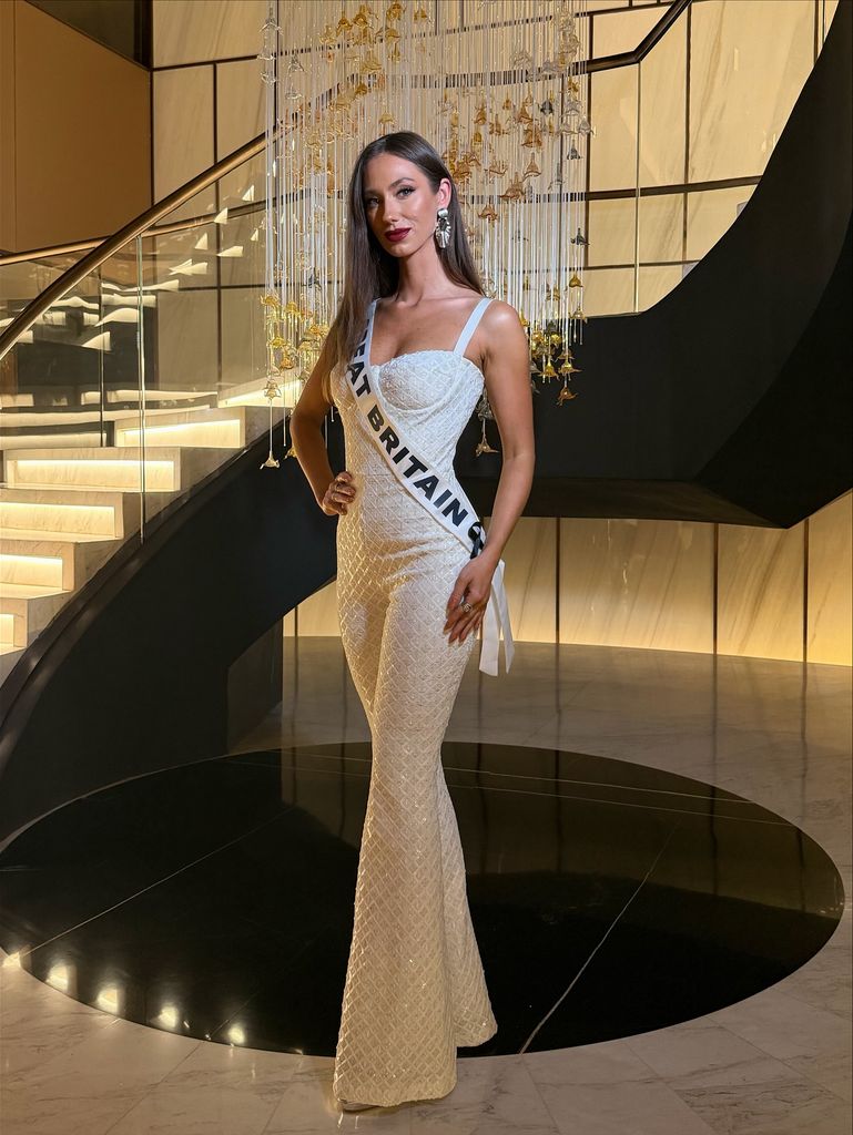 Danielle Latimer compartió la historia personal del atuendo que lució en la muestra de trajes típicos.