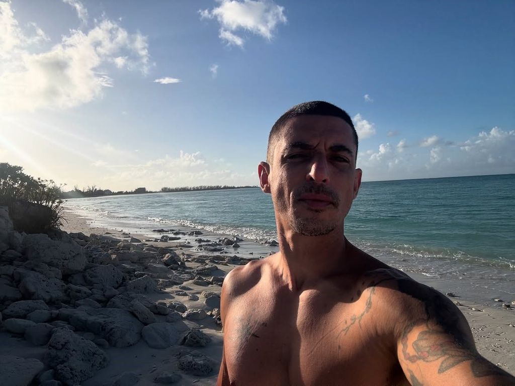 El actor reveló que este verano eligieron el Caribe como destino.
