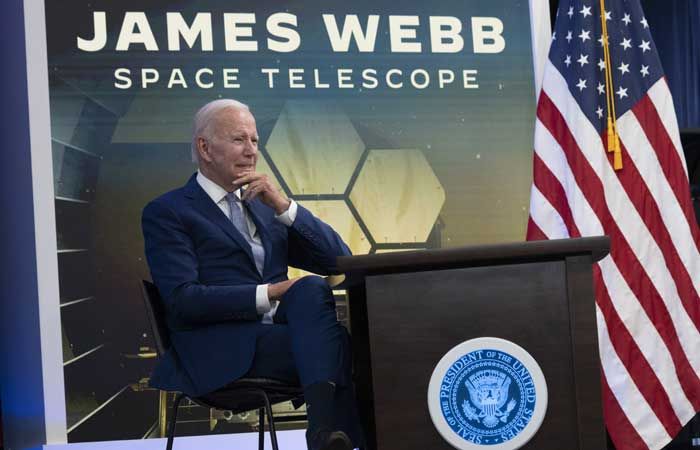 Joe Biden ve la primera imagen captada por el telescopio James Webb