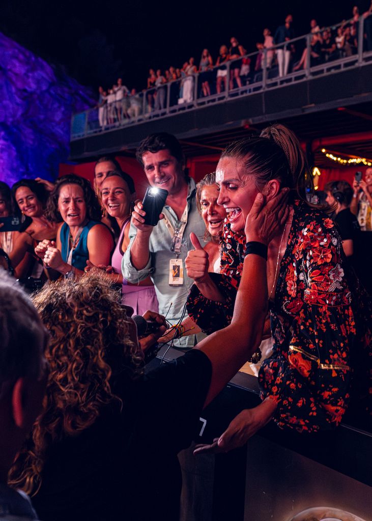 Durante su concierto, Rosana tuvo un cariñoso gesto con Sandra García-Sanjuán