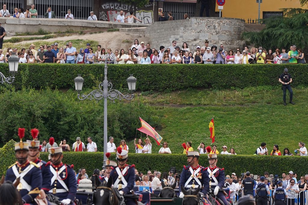 Ambiente del Palacio Real por la llegada del Papa