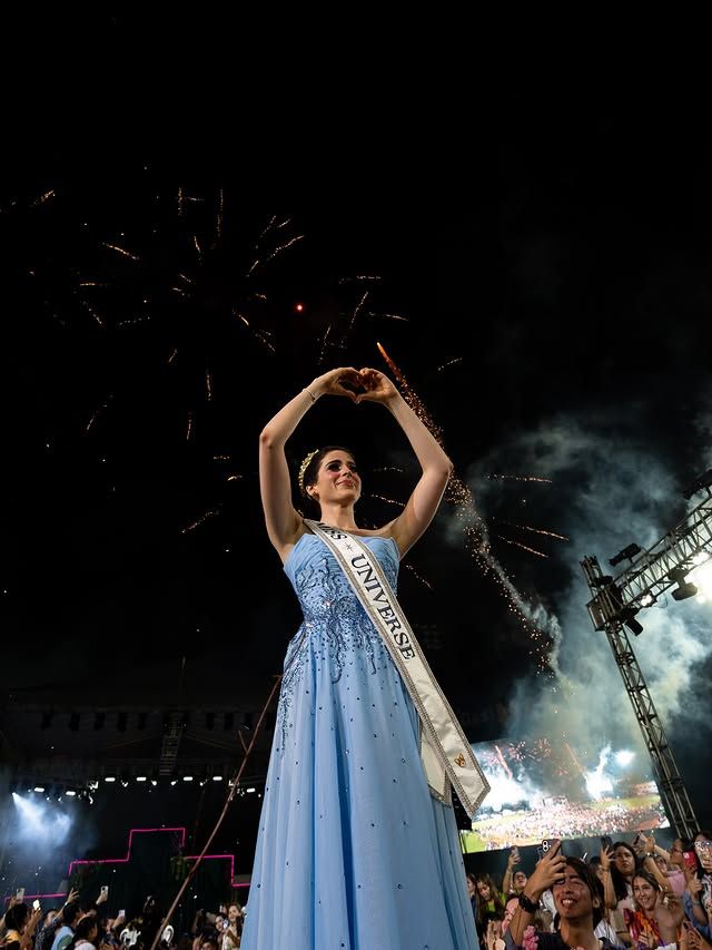 Fátima Bosch lució feliz de estar rodeada de tanto cariño