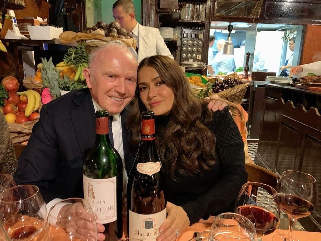 Salma Hayek sostiene una gran relación con su suegro, quien es de sus más grandes cómplices de vida