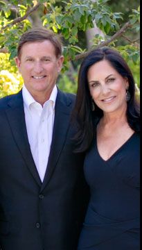 Paula y Mark Hurd