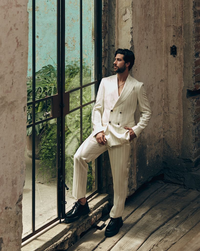 Fotógrafo @eduardoaros | Grooming @aleromua | Styling : @Sri.styling