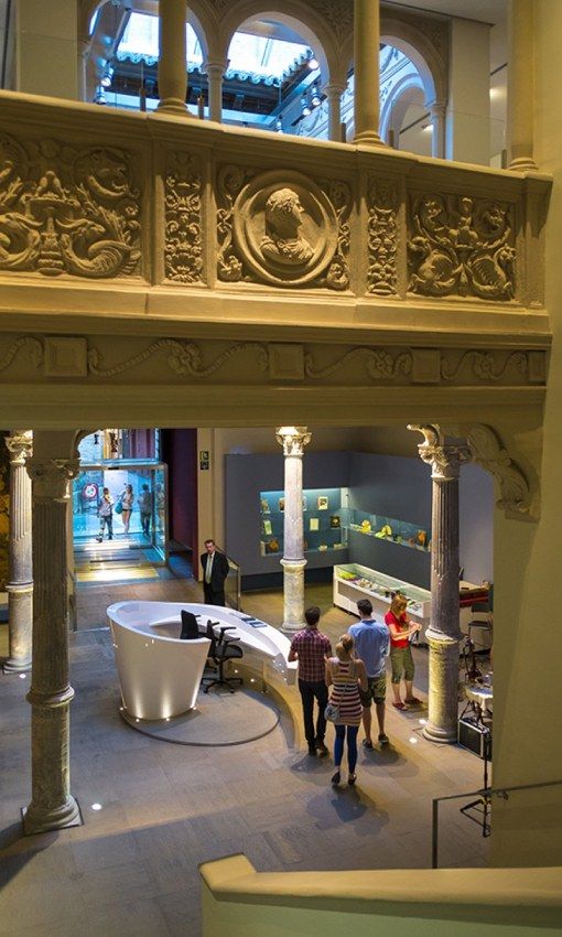 Interior del Museo de Goya en Zaragoza.