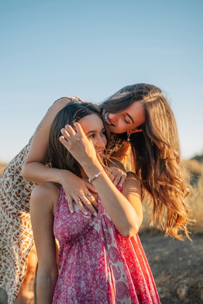 amigas felices