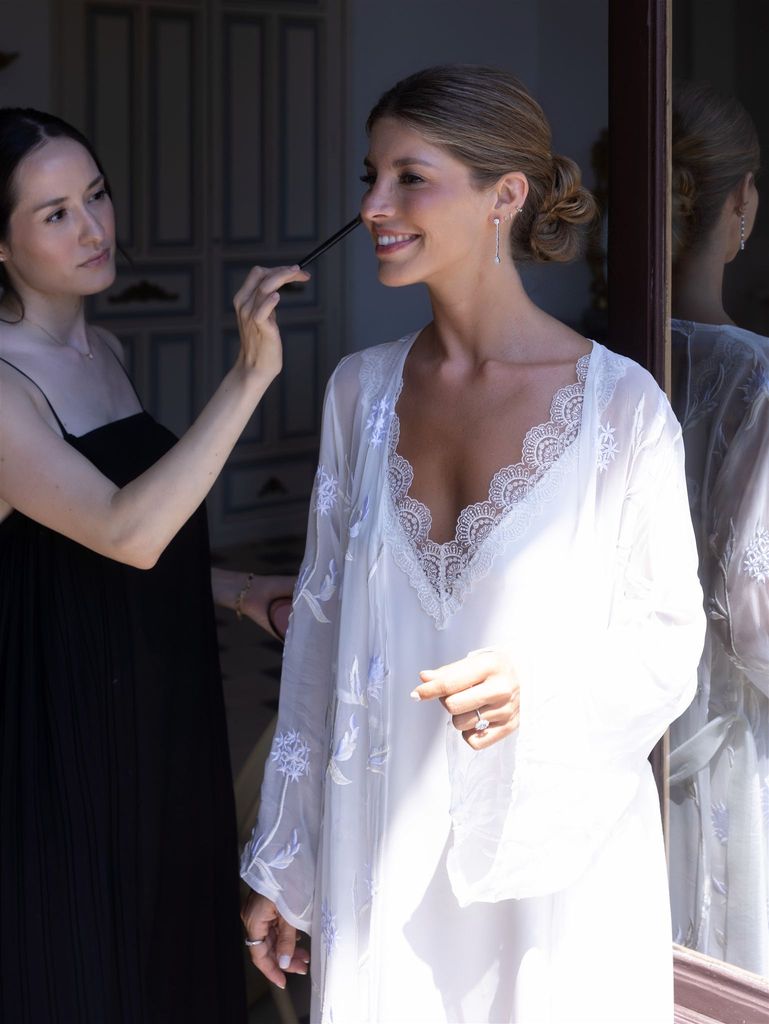 Carla con conjunto de Serene Collection