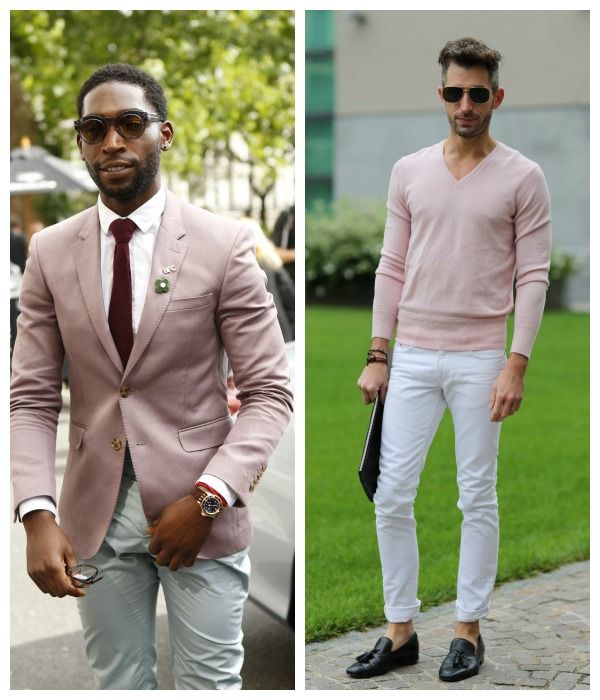 Jersey de punto en rosa blush con vaqueros blancos y loafers.
