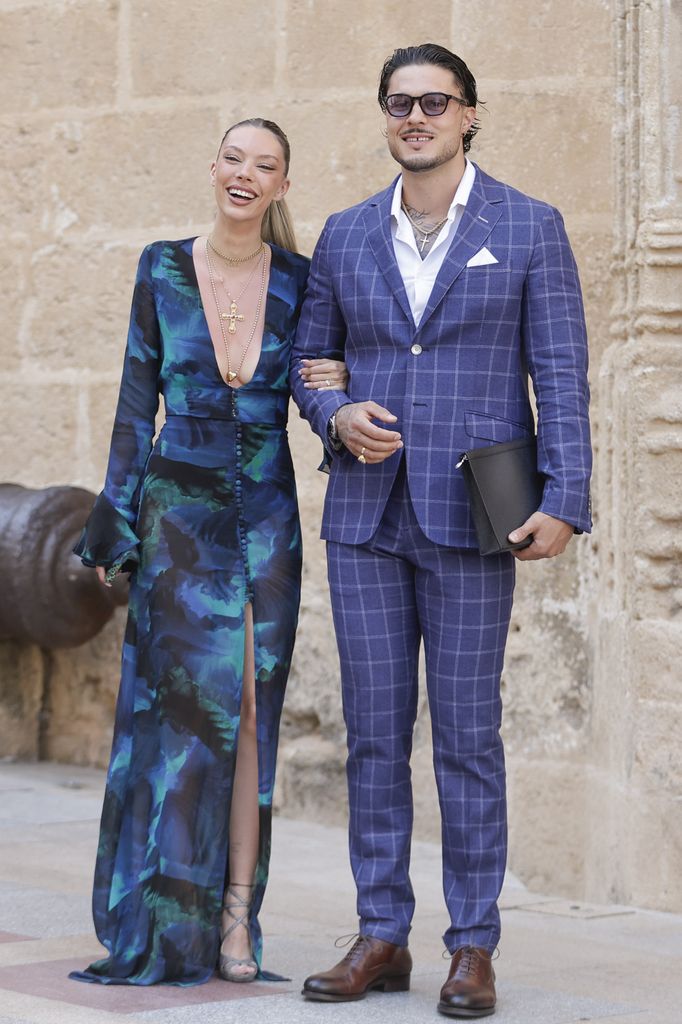 Alejandra Rubio y Carlo Costanzia 