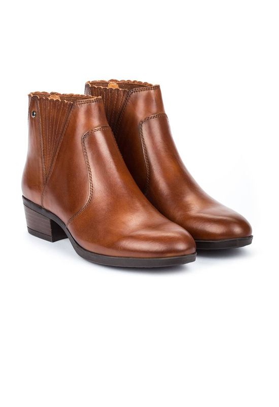 black botines pikolinos