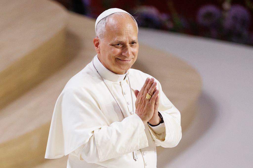 El Papa León XIV ingresa por su propio pie al hospital Gemelli de Roma para su cirugía