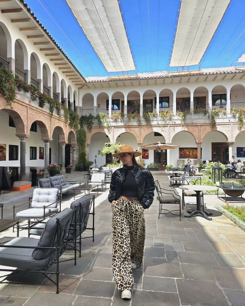 La guapa modelo y actriz Carmen Villalobos ha disfrutado de este viaje junto a sus seres queridos