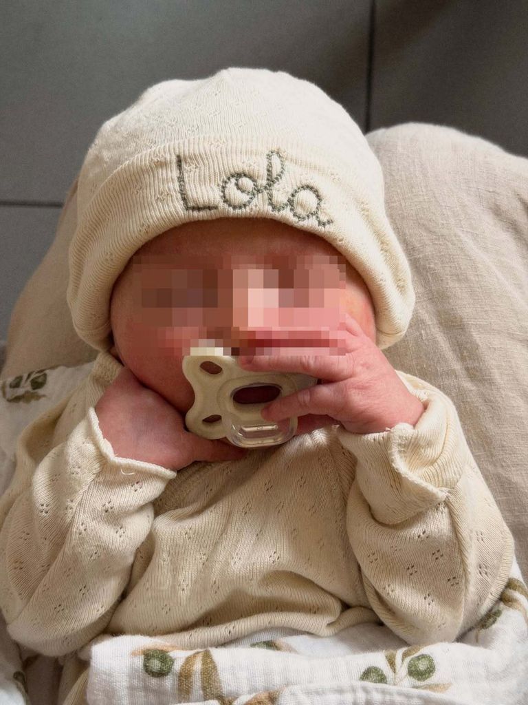 Ahora Lola es el centro de sus vidas