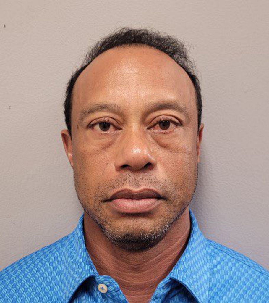 Tiger Woods en su fotografía policial tomada el viernes 27 de marzo de 2026, tras su detención por conducir bajo los efectos de ciertas sustancias en Florida