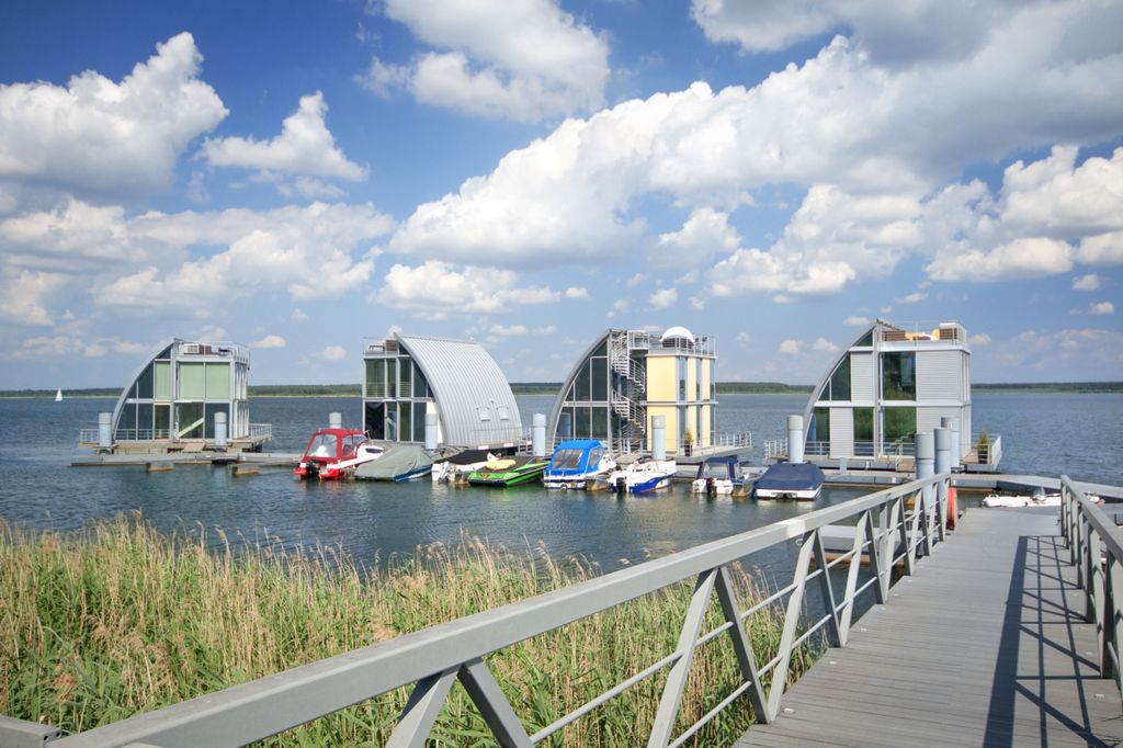 Casitas de diseño en el lago Geierswalder, Lusacia, Alemania