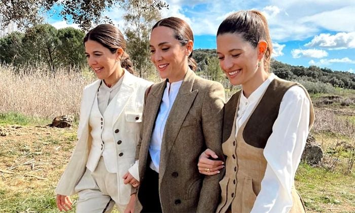 Tamara Falcó con Casilda y Ana Finat