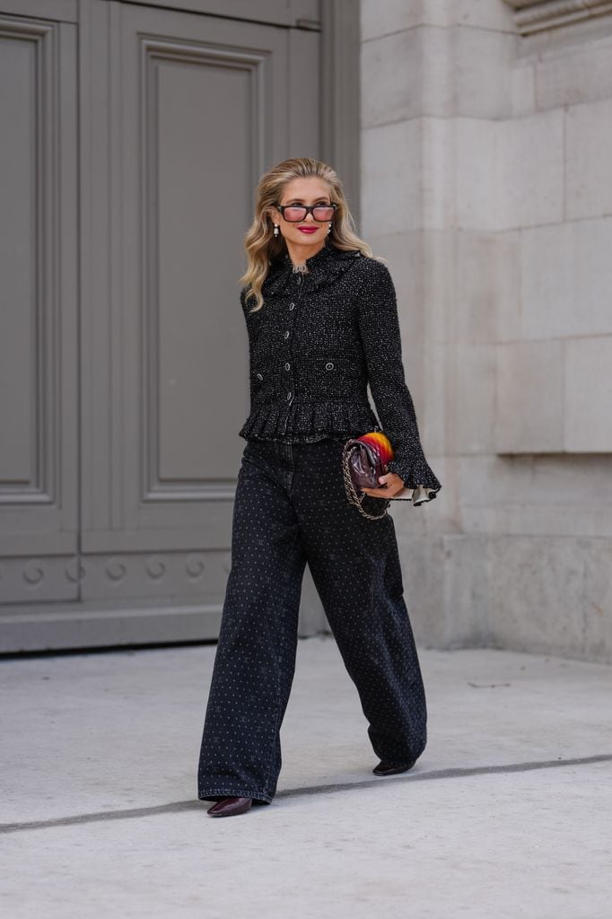 Vestir de tweed no te hace ver mayor si sigues los consejos de nuestras asesoras de imagen