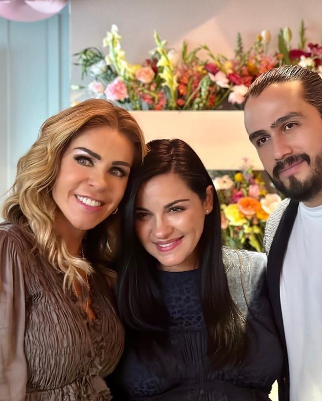 Maite Perroni ('RBD') celebra el baby shower de su bebé