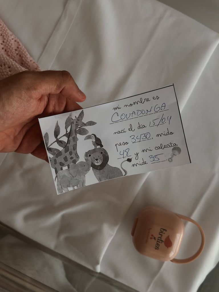 La tarjeta del hospital con todos sus datos