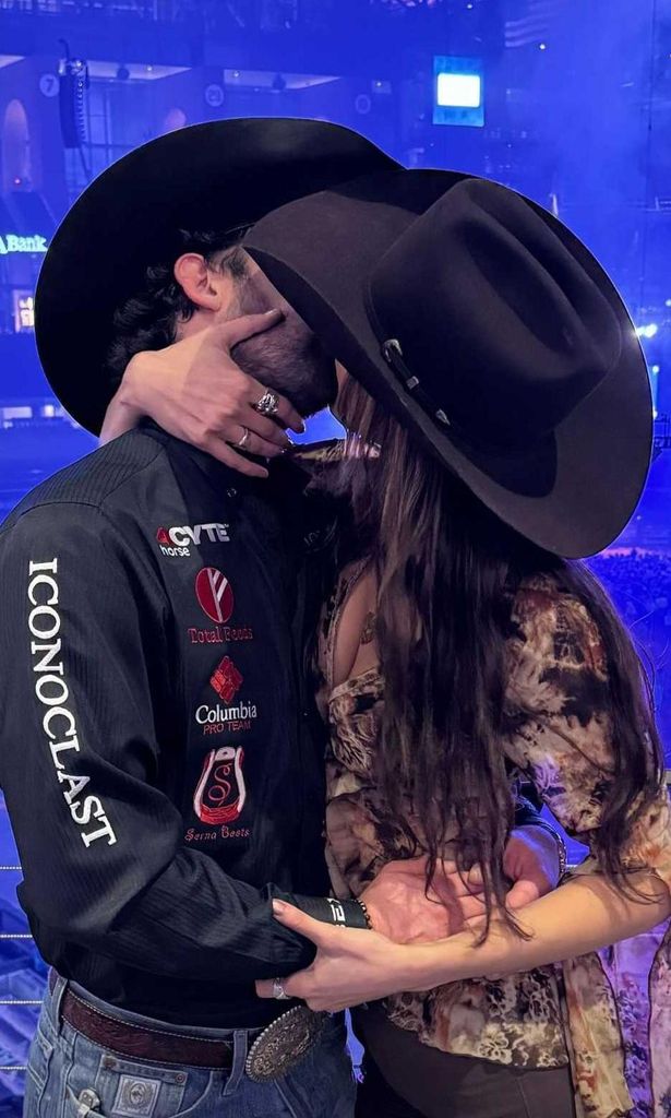 bella hadid y adan ba uelos