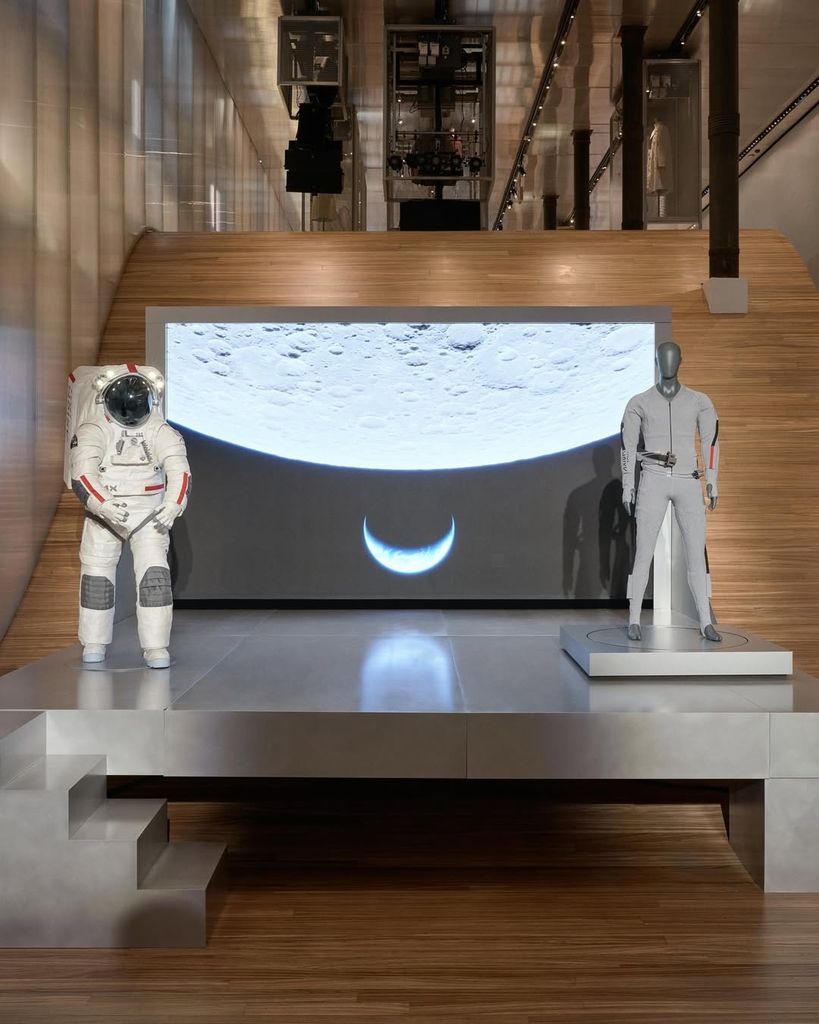 Prada diseña una prenda clave para que los astronautas de la NASA vuelvan a pisar la Luna