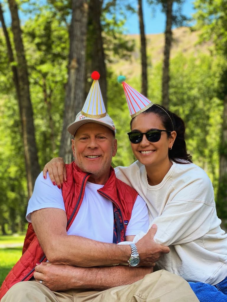 La foto de celebración por el cumpleaños de Emma