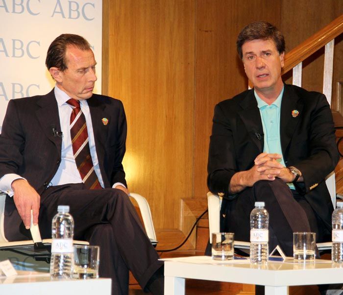 Cayetano Martínez de Irujo y Emilio Butragueño