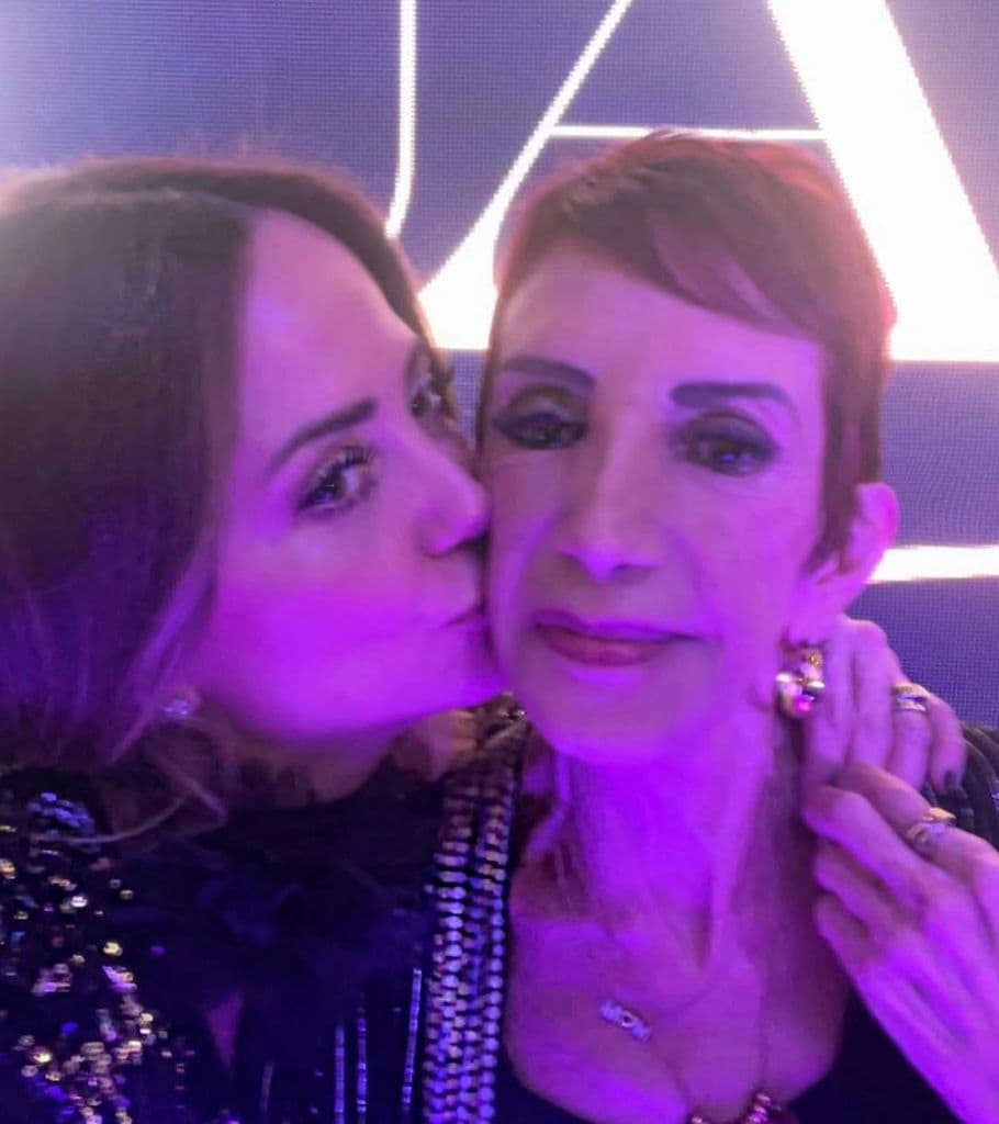 A un año 10 meses de su partida, la conductora recordó a doña Isabel Martínez.