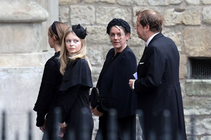 Tom Parker Bowles y Laura Lopes, hijos de la reina Camilla