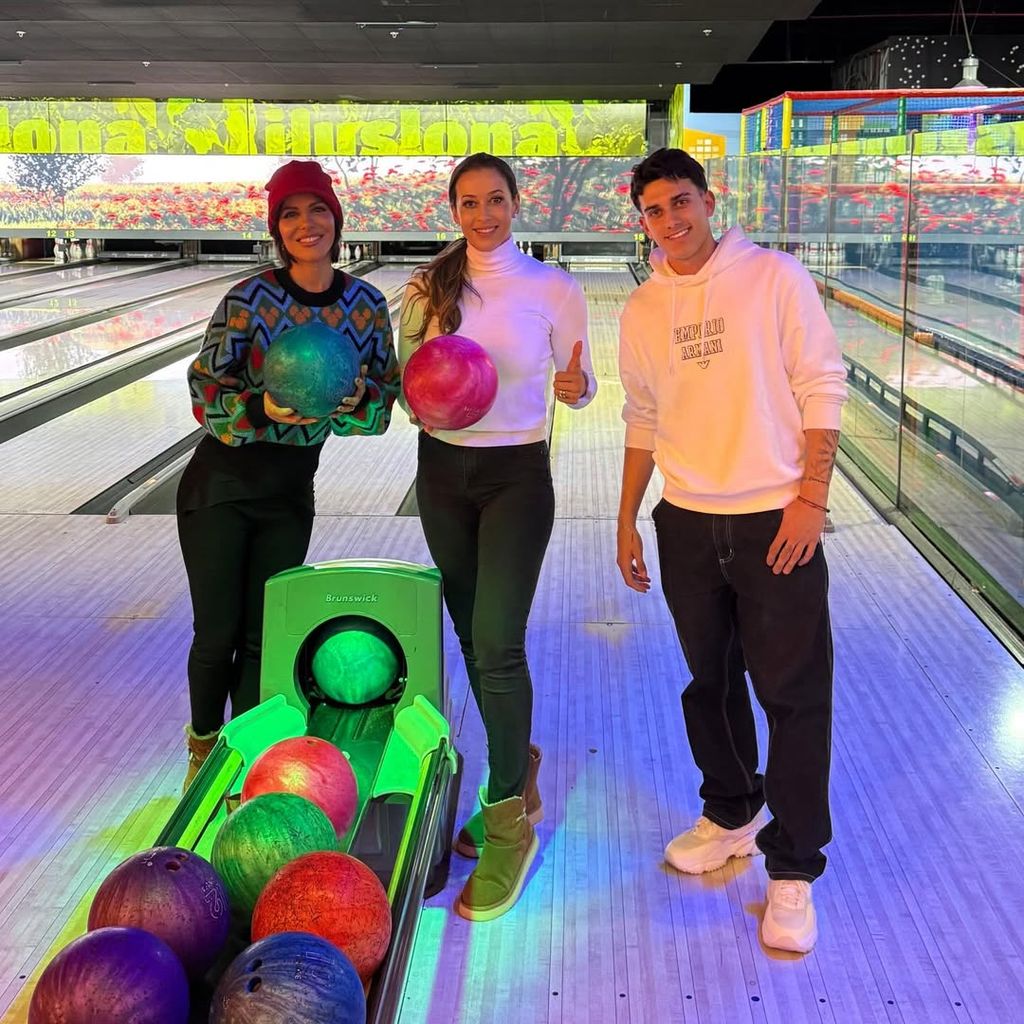 Noelia, Ana, y el primogénito del futbolista, José Antonio Reyes Jr.