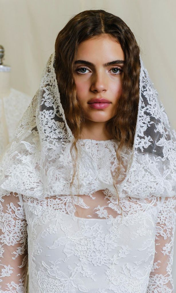 VELO DE NOVIA DE ENCAJE