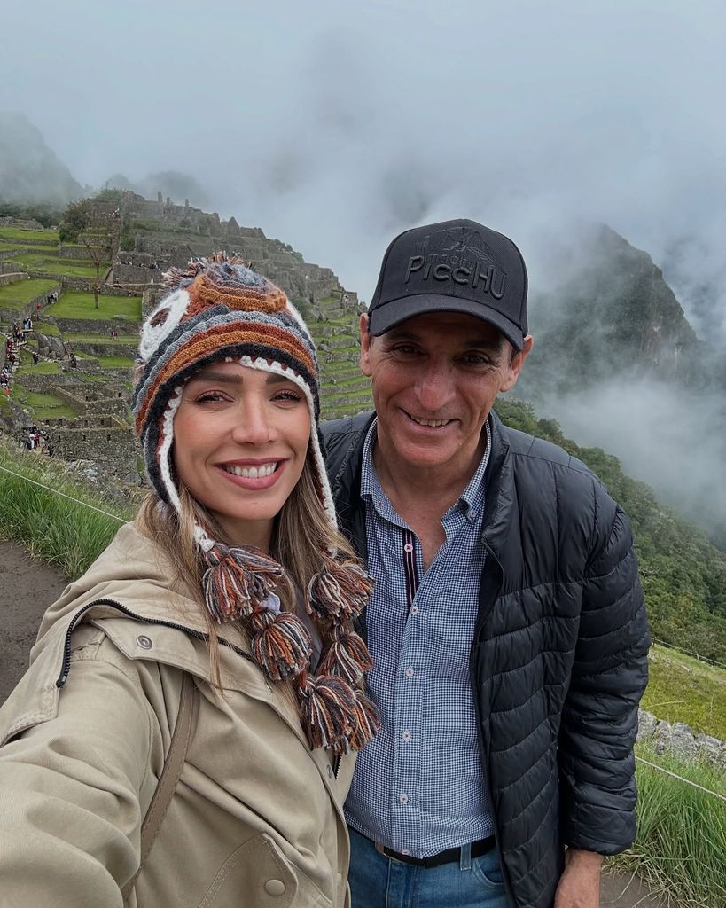En su viaje a Perú, Alessandra Villegas se reencontró con su padre luego de 20 años.