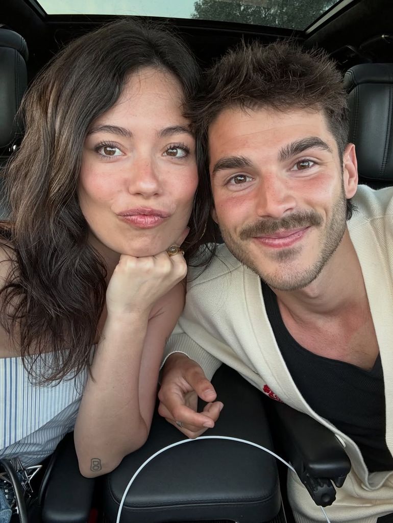 Anna Castillo y Álvaro Mel
