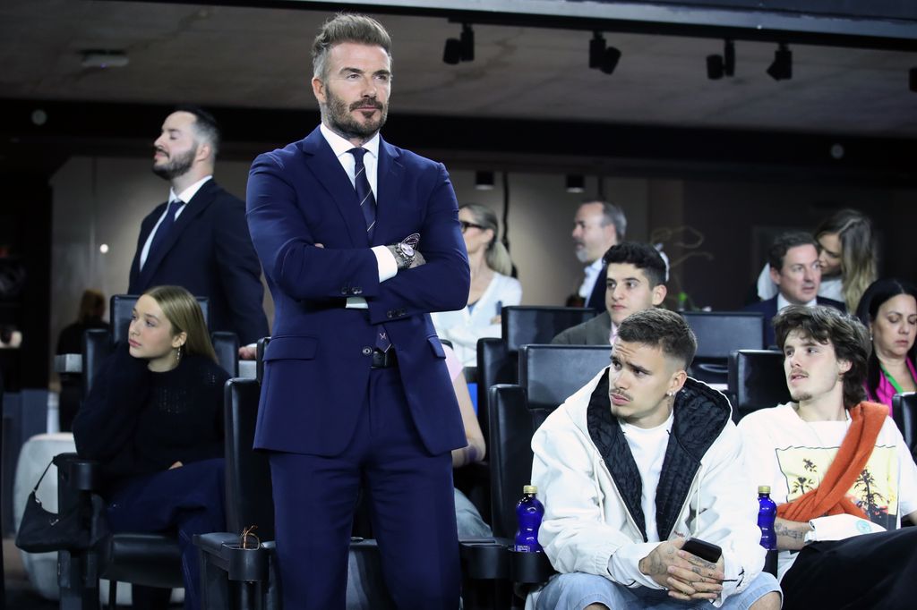 Harper Beckham, David Beckham, Romeo Beckham y Cruz Beckham juntos a su padre en el estadio del Inter Miami CF 
