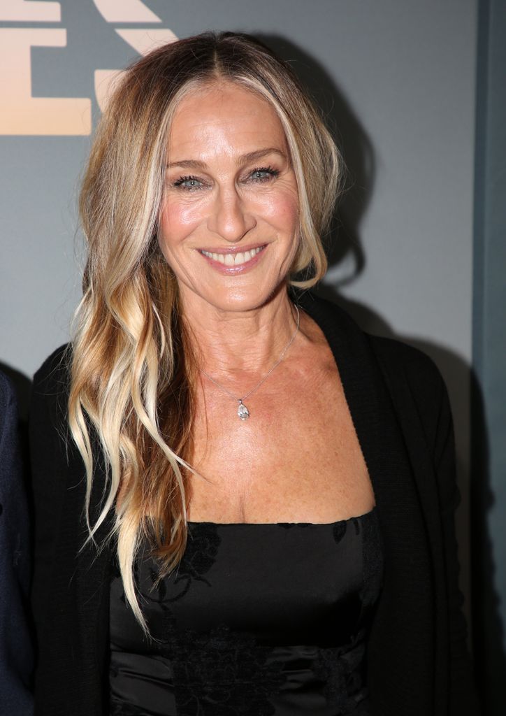 Sarah Jessica Parker, de lo más sonriente tras su aparición sorpresa en Broadway